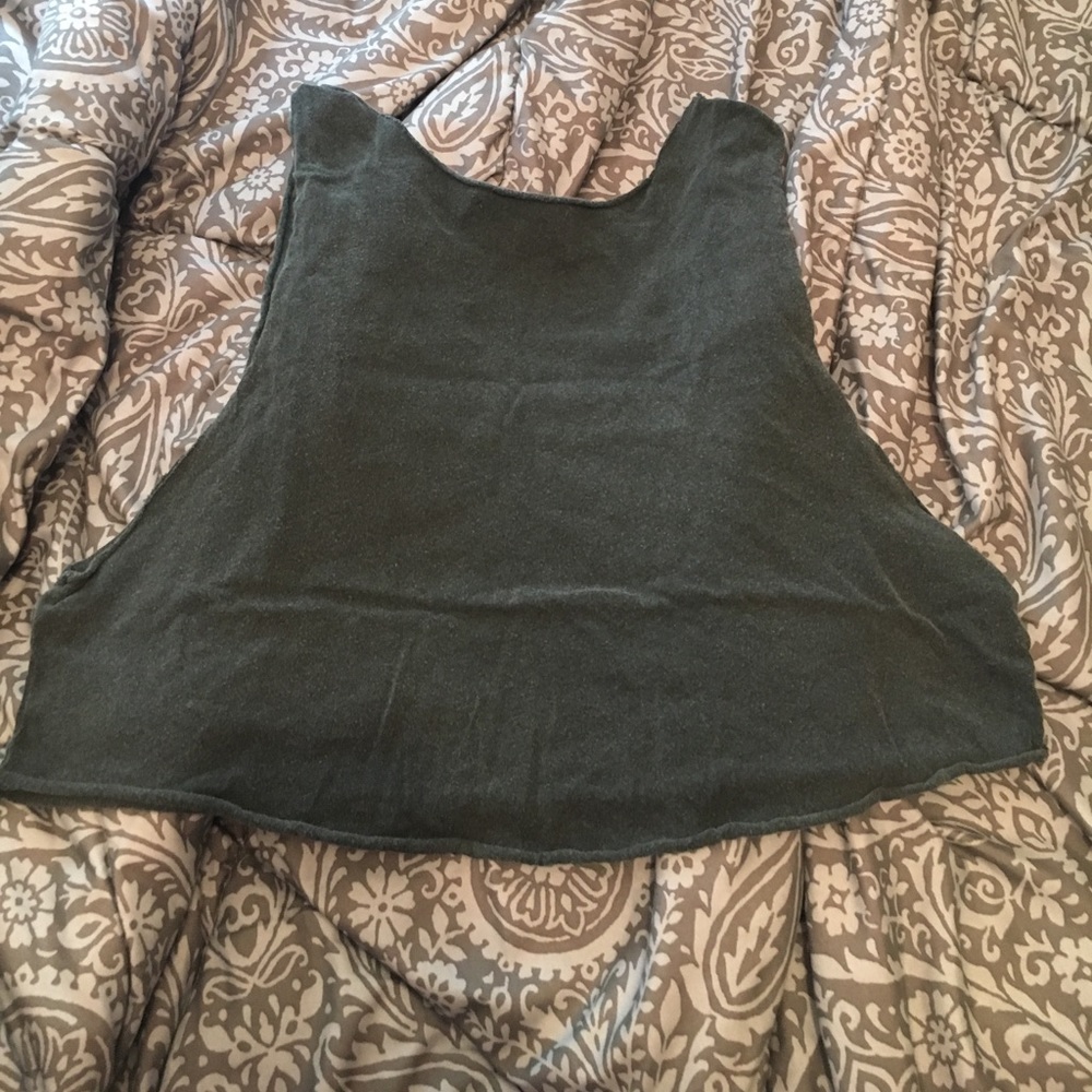 Cropped Tee - Picture 2 of 2