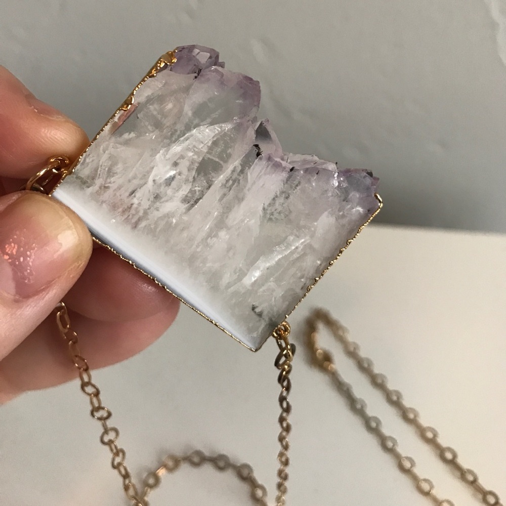 Raw Edge Amethyst Necklace💚FINAL PRICE💚 - Picture 5 of 7