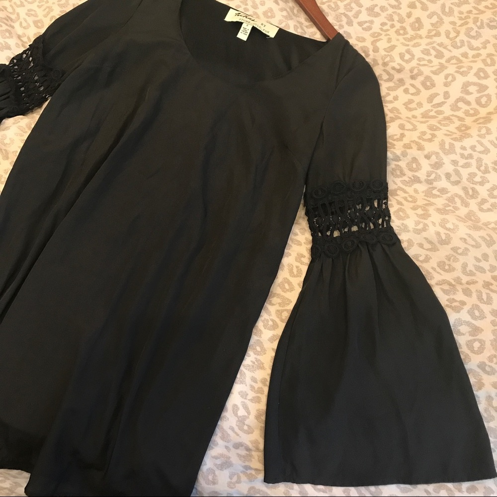 Mini dress with flared sleeves