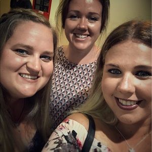 Meet your Posher, Abby