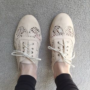LAST CHANCE! Gorgeous lace oxford brogues