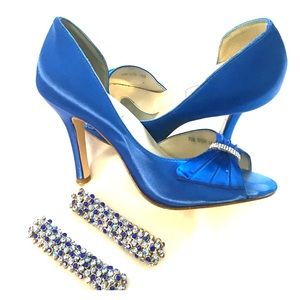 PRICE DROPPED 💙Shoes & Matching Bracelets💙