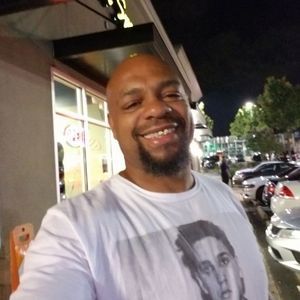 Meet your Posher, Troy