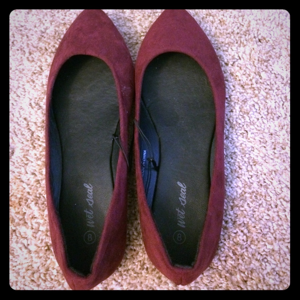 Burgundy Flats