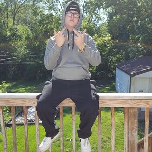 Meet your Posher, Týlěr