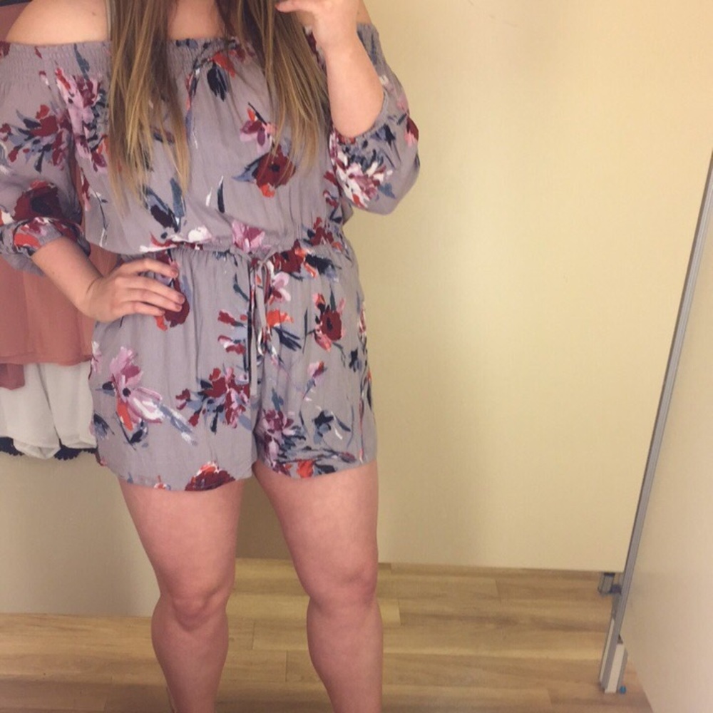 **SOLD** Off the Shoulder Floral Romper