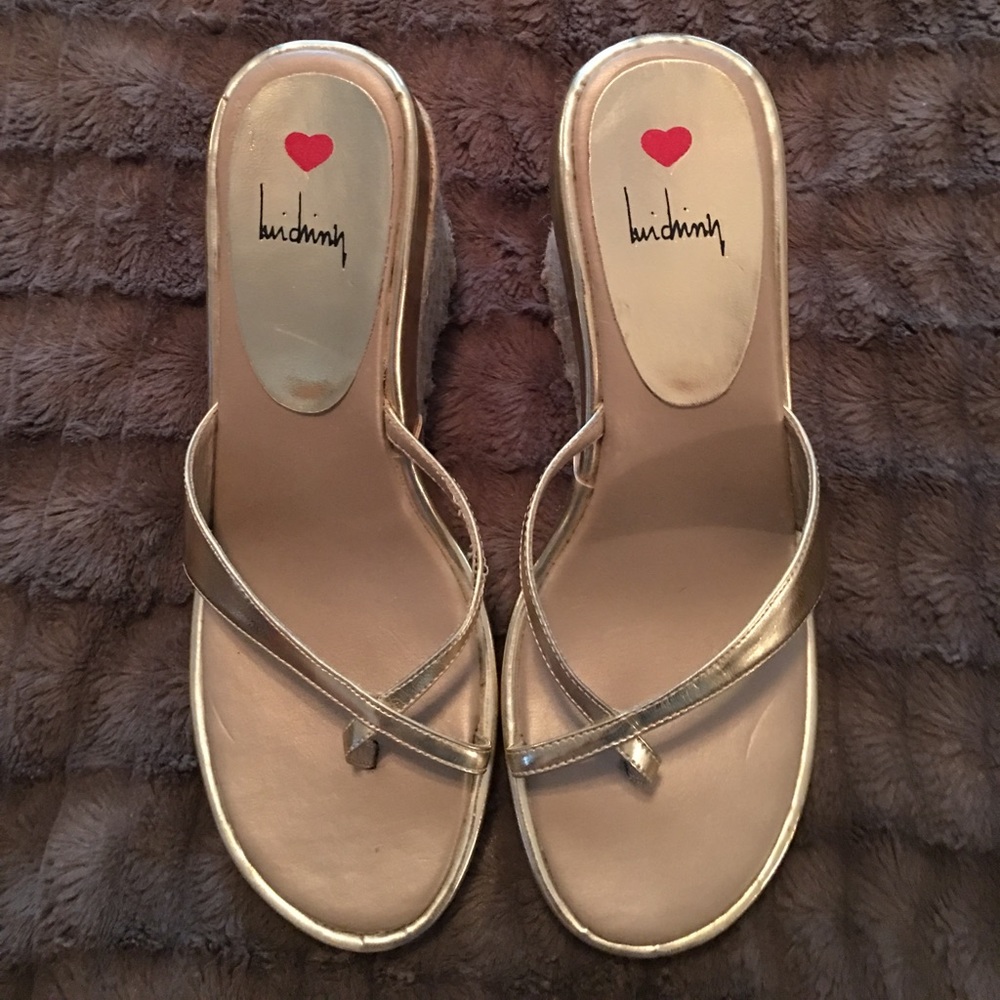 Luichiny gold espadrilles size 7 1/2
