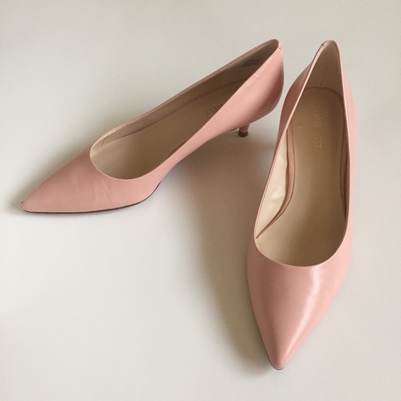 nine west light pink pumps