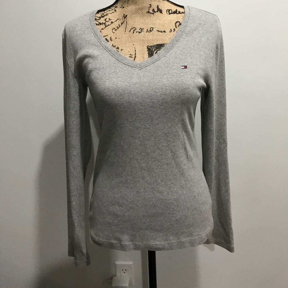 Tommy Hilfiger Long Sleeve V-neck shirt
