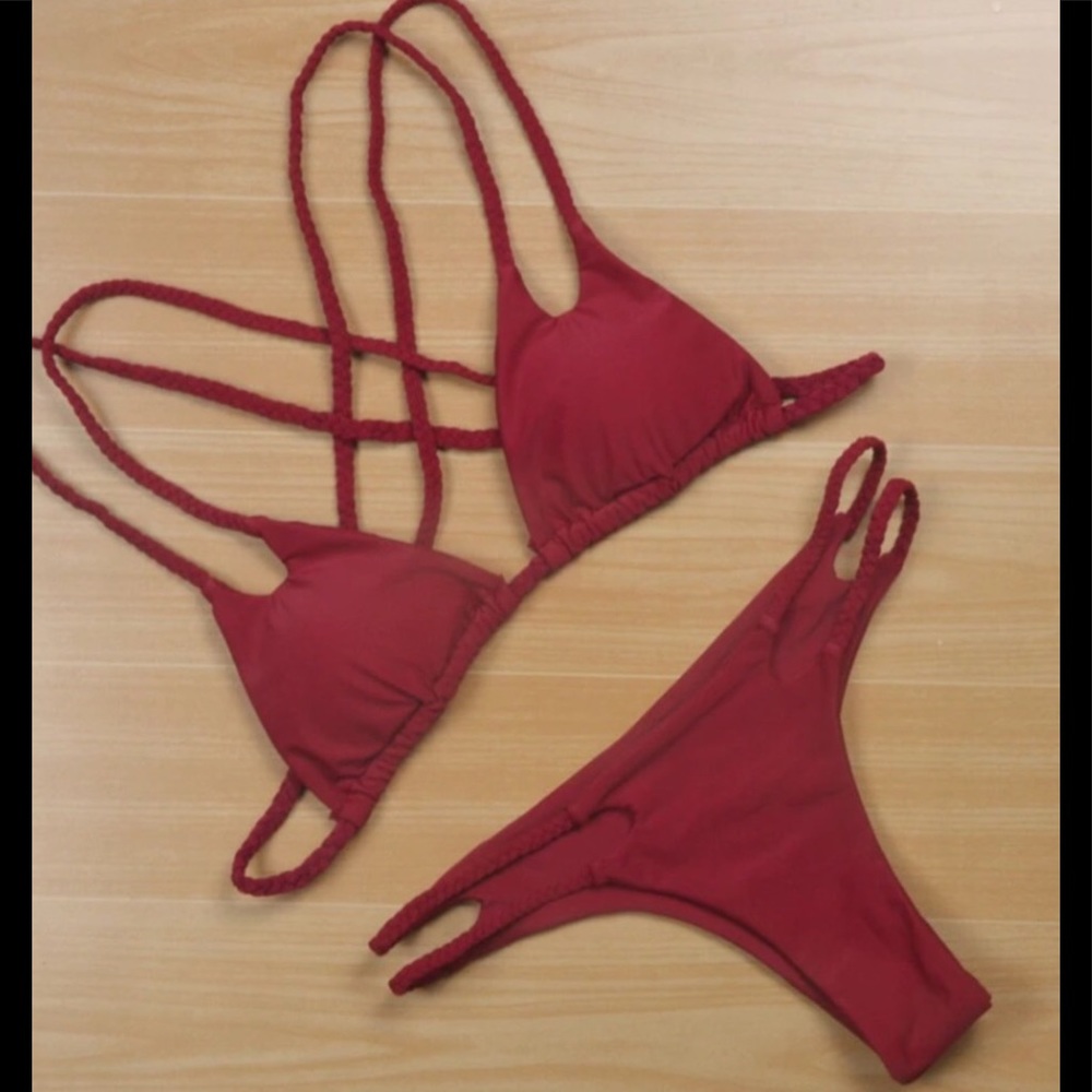 BURGUNDY STRAPPY CHEEKI BIKINI SET
