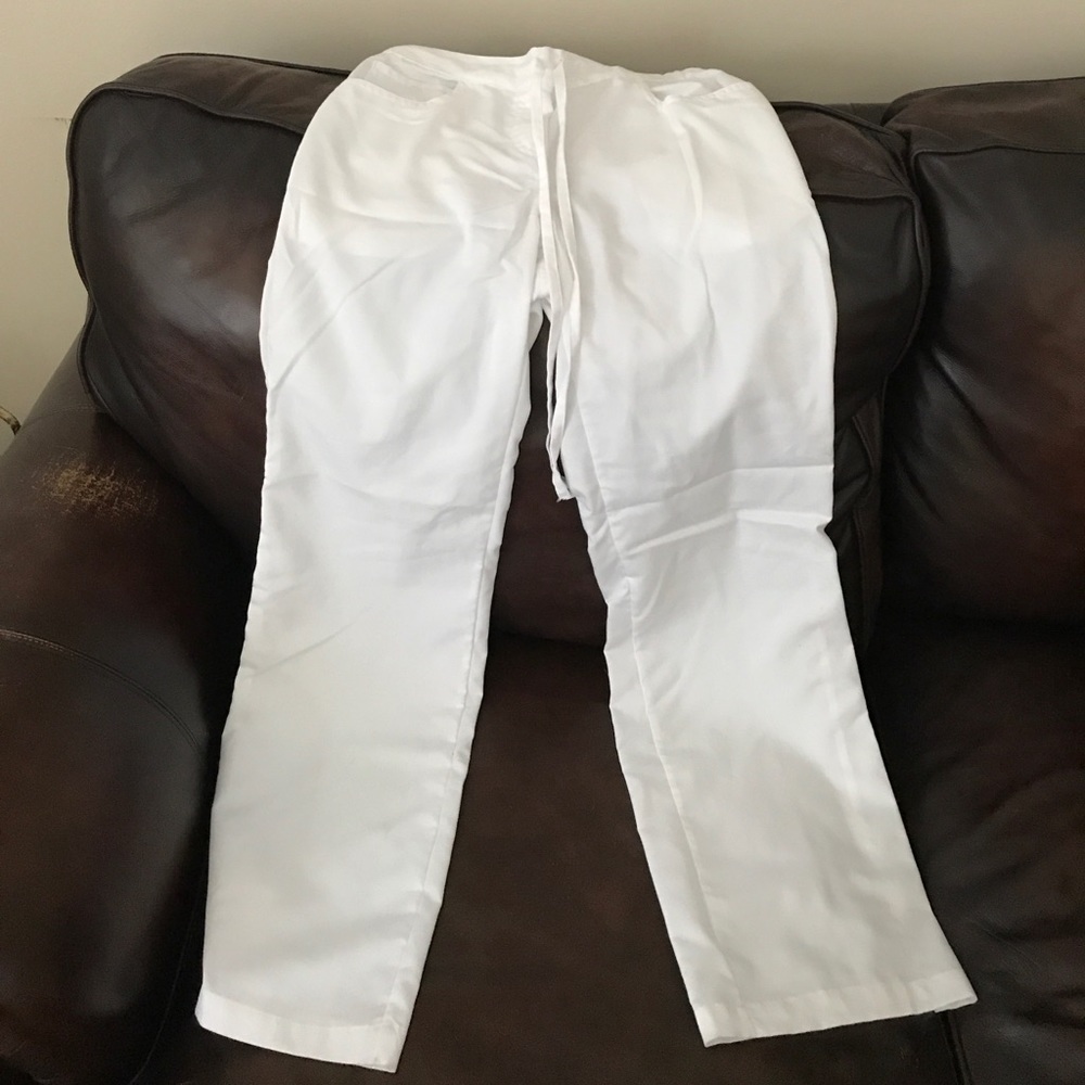 White greys anatomy scrub bottoms.