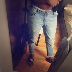 Paint Splattered Boyfriend Jeans 👖🖌