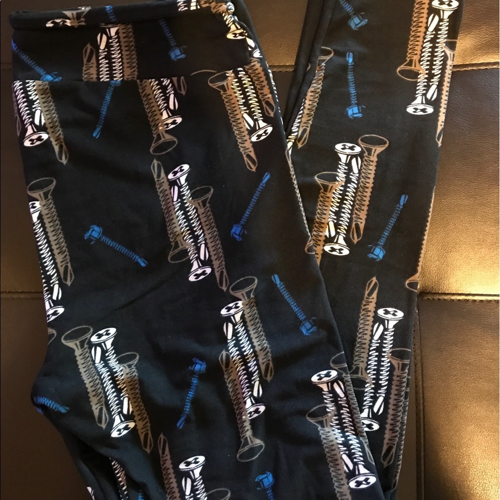 Lularoe tall and curvy leggings