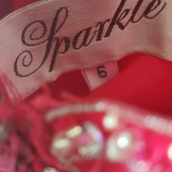 Dress - Picture 3 of 3