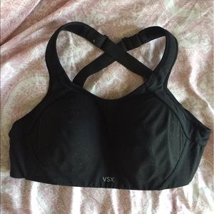 VICTORIAS SECRET 32dd sports bra!
