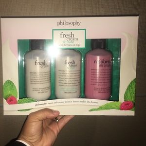 NIB Philosophy Shampoo, Shower Gel and Bubble Bath