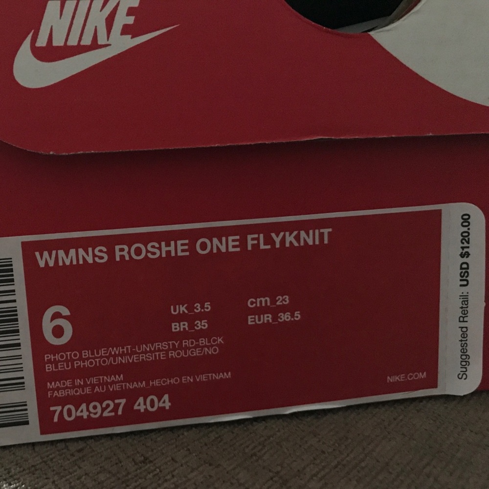 Shoes - Picture 3 of 4