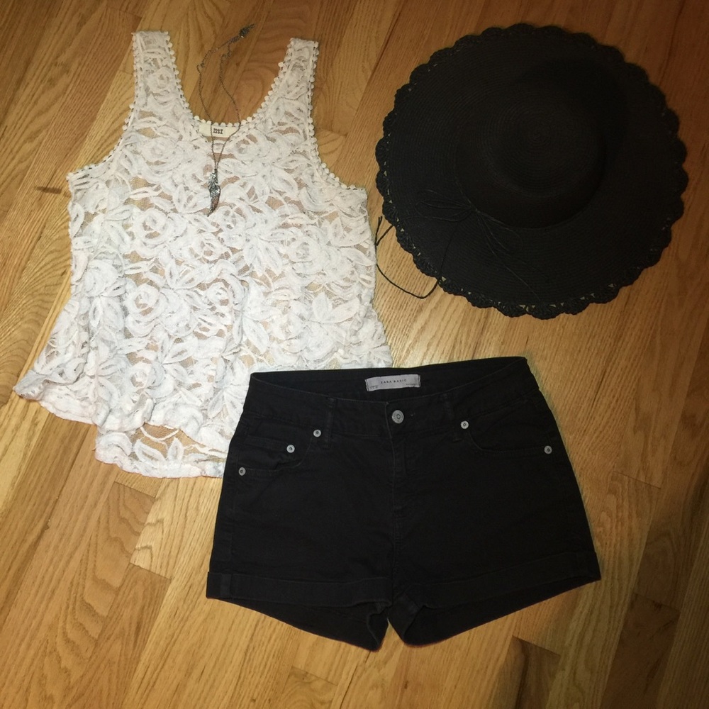 💥Like New💥 Zara Black Sexy Cuff Mini Shorts Med