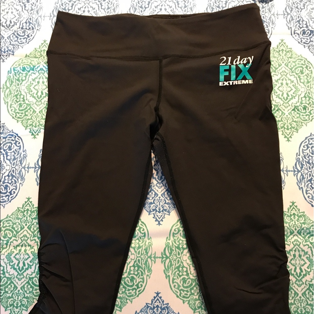Beachbody, 21 Day Fix Extreme Workout Capris