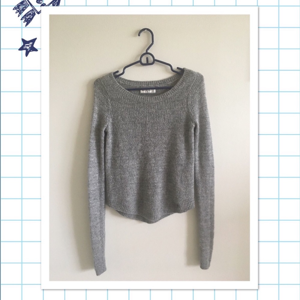 Abercrombie and fitch grey shimmer knit top