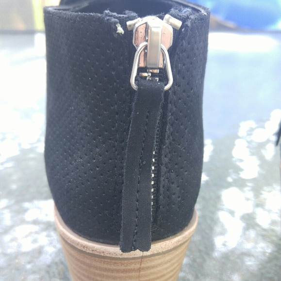 Karene perforated bootie by Dv8 Dolce Vita - Picture 3 of 3