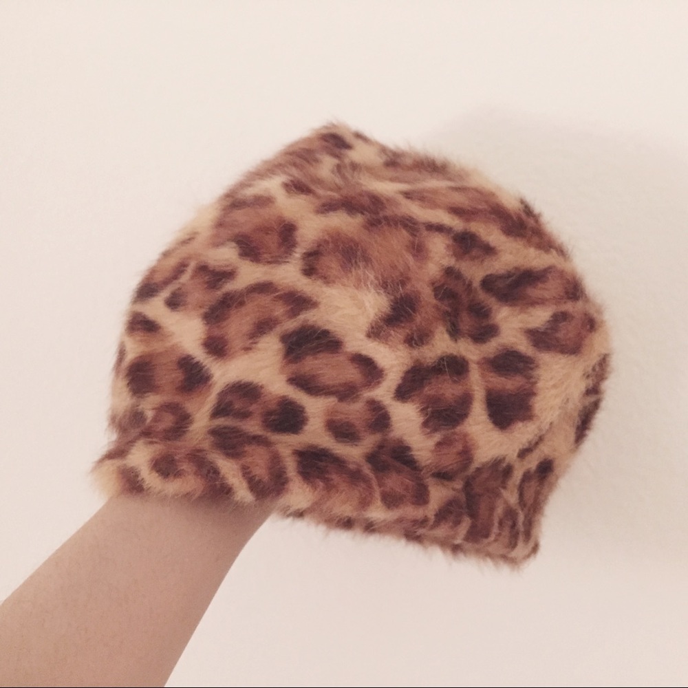 Leopard pattern rabbit fur hat