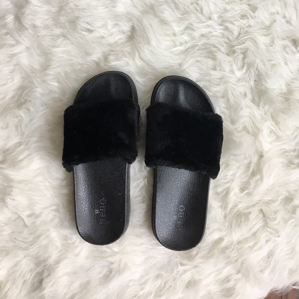 Fuzzy Slides