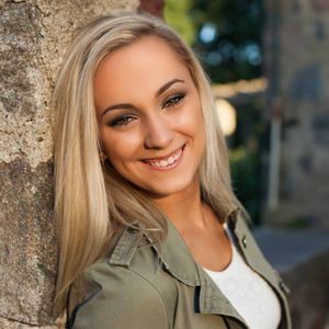 Meet your Posher, Alaina