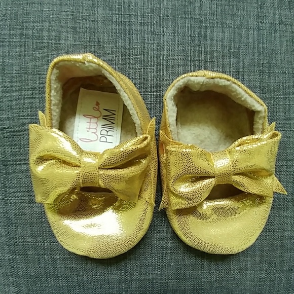 Navy Blue, gold accent pleaded dress w/ gold shoes - Picture 5 of 6