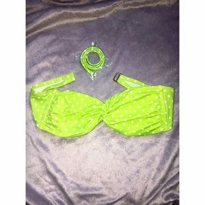 NWOT Victoria's Secret twist bandeau bikini top