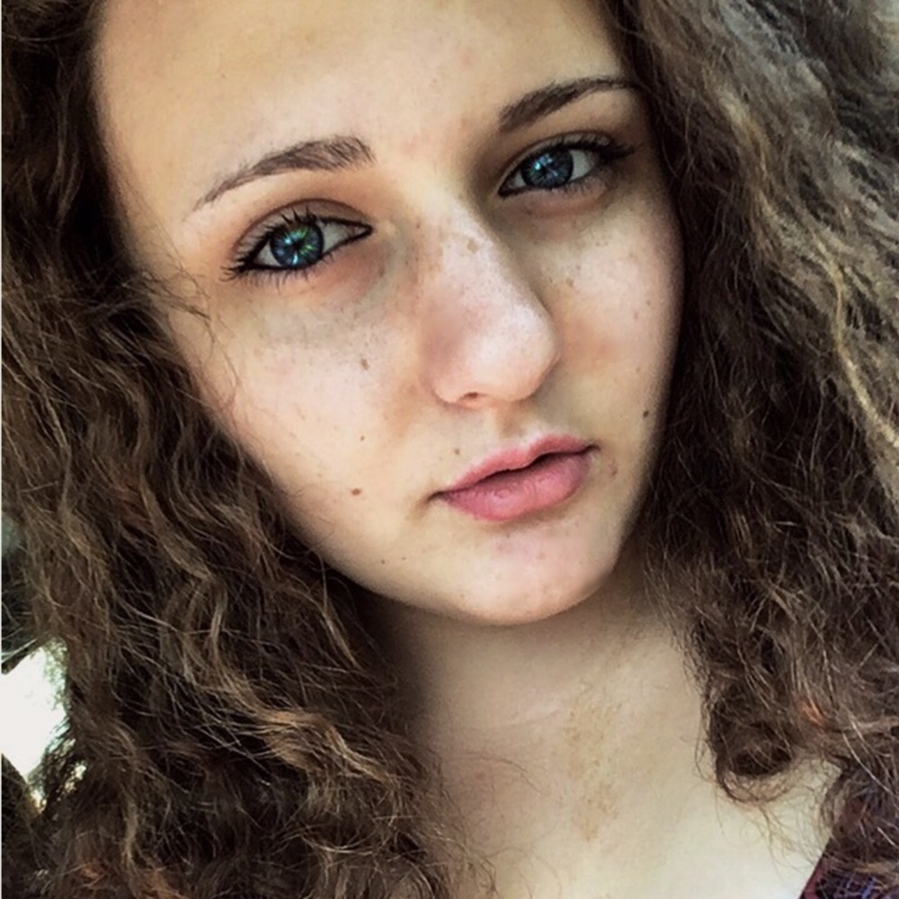 Meet your Posher, Shira