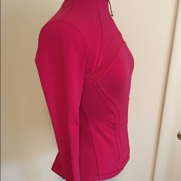 🌟SOLD🌟Tradesy Lulu Cranberry Special edition - Picture 5 of 8