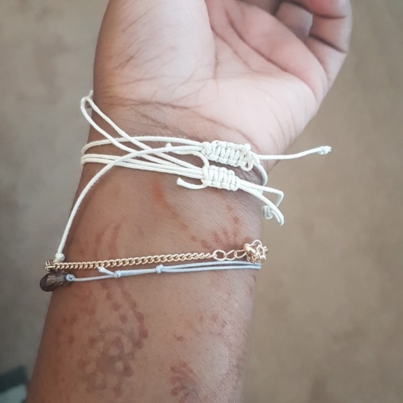 Bracelets - Picture 3 of 3