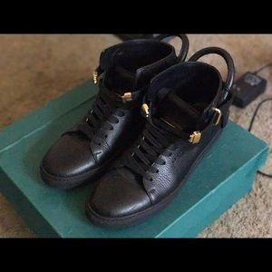 Buschemi Size 10 As Is‼️ Already Worn