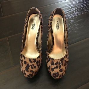 Leopard platform heels