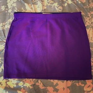 Purple stretchy mini skirt
