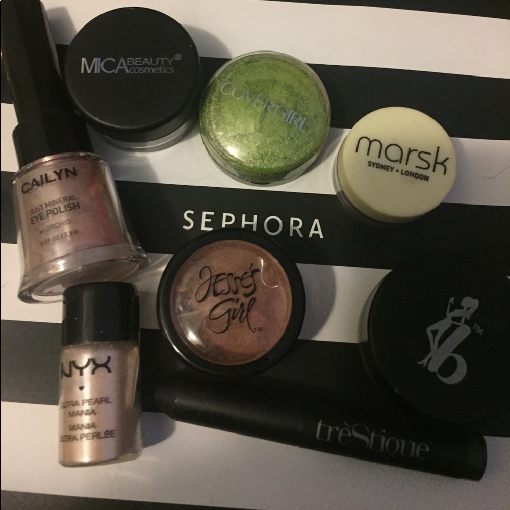 8 eyeshadows, different brands gorgeous shades