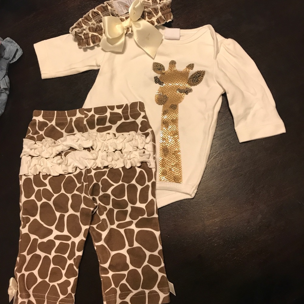 Baby clothes