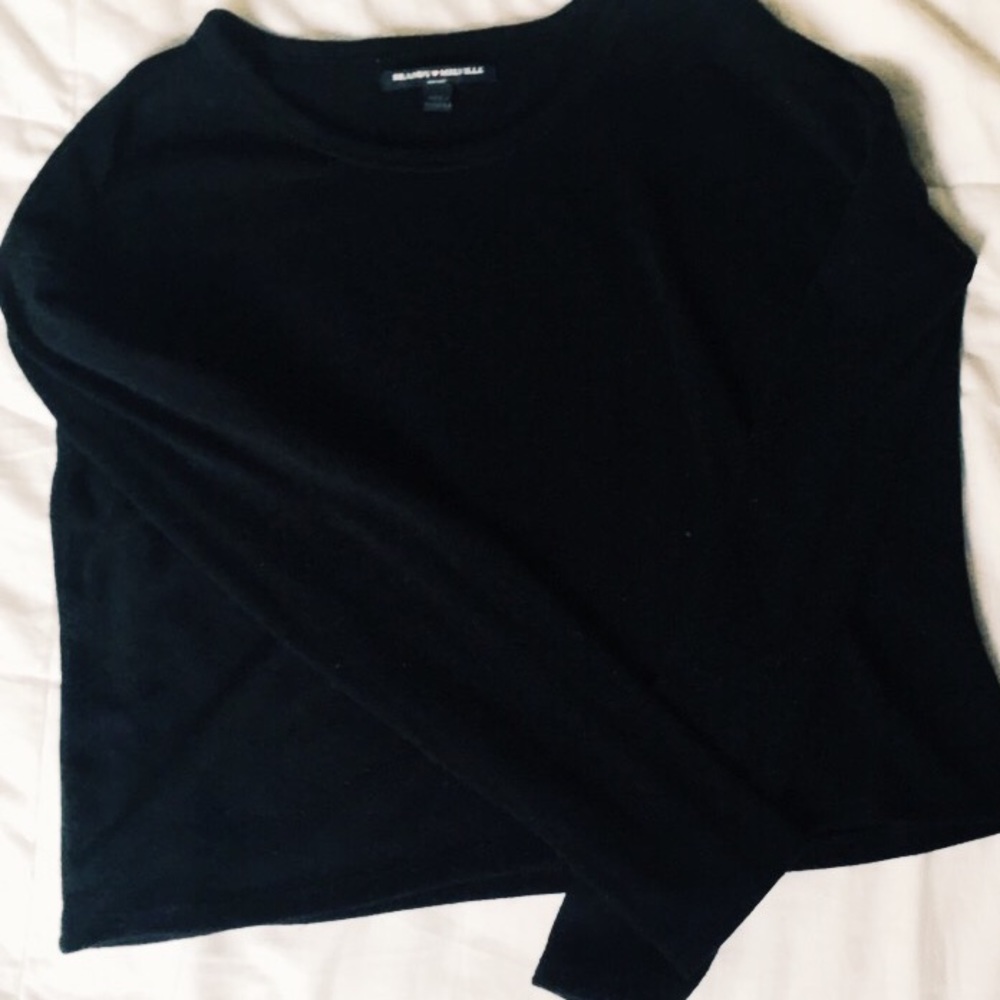 brandy melville cropped black sweater