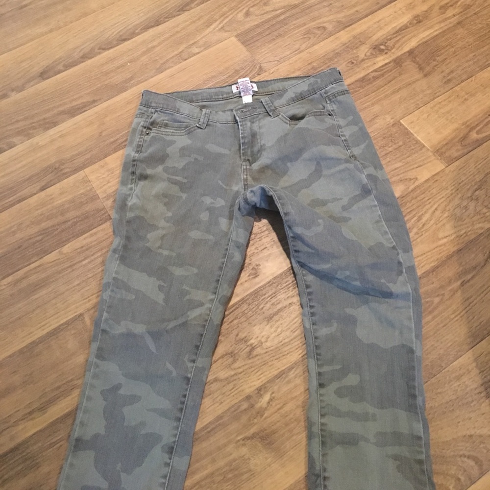 Camo jeans