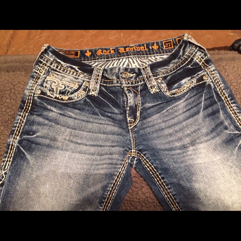 Size 27 rock revival Capri