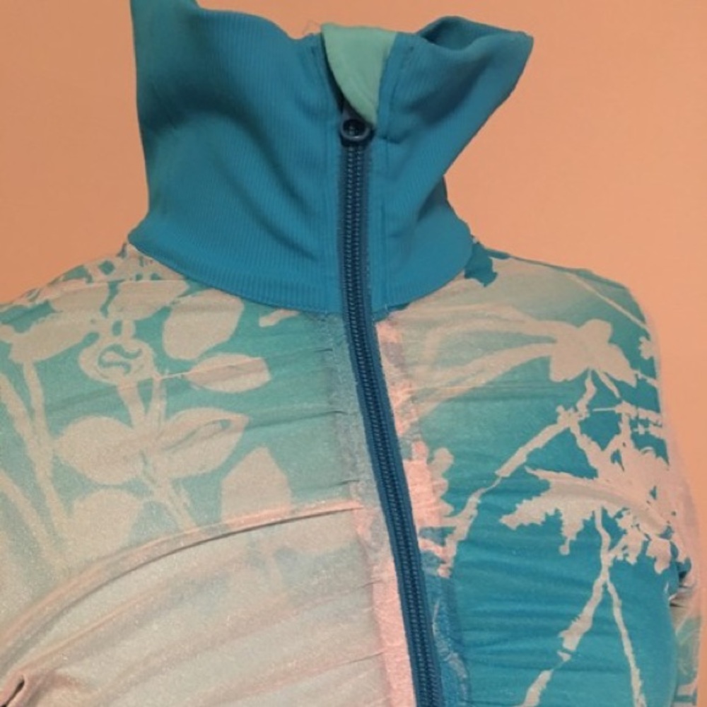 🍋Lululemon Reversible Front full zip Aruba Sunset - Picture 1 of 8