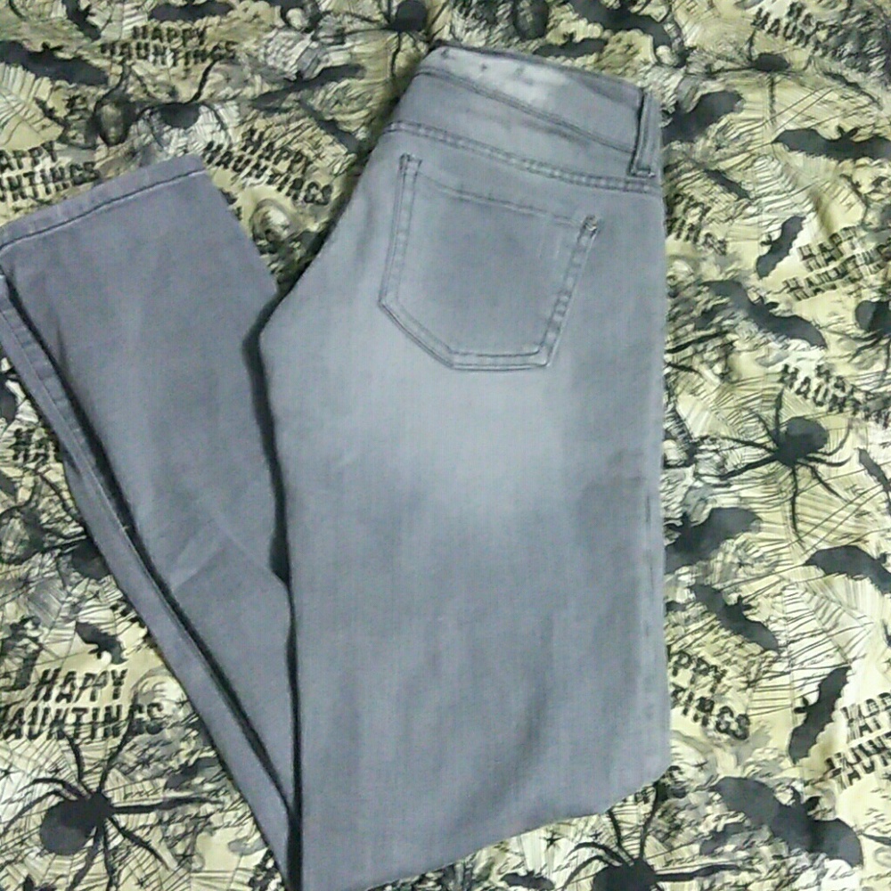 Grey Super Skinnys. Size 1R. Bnwot