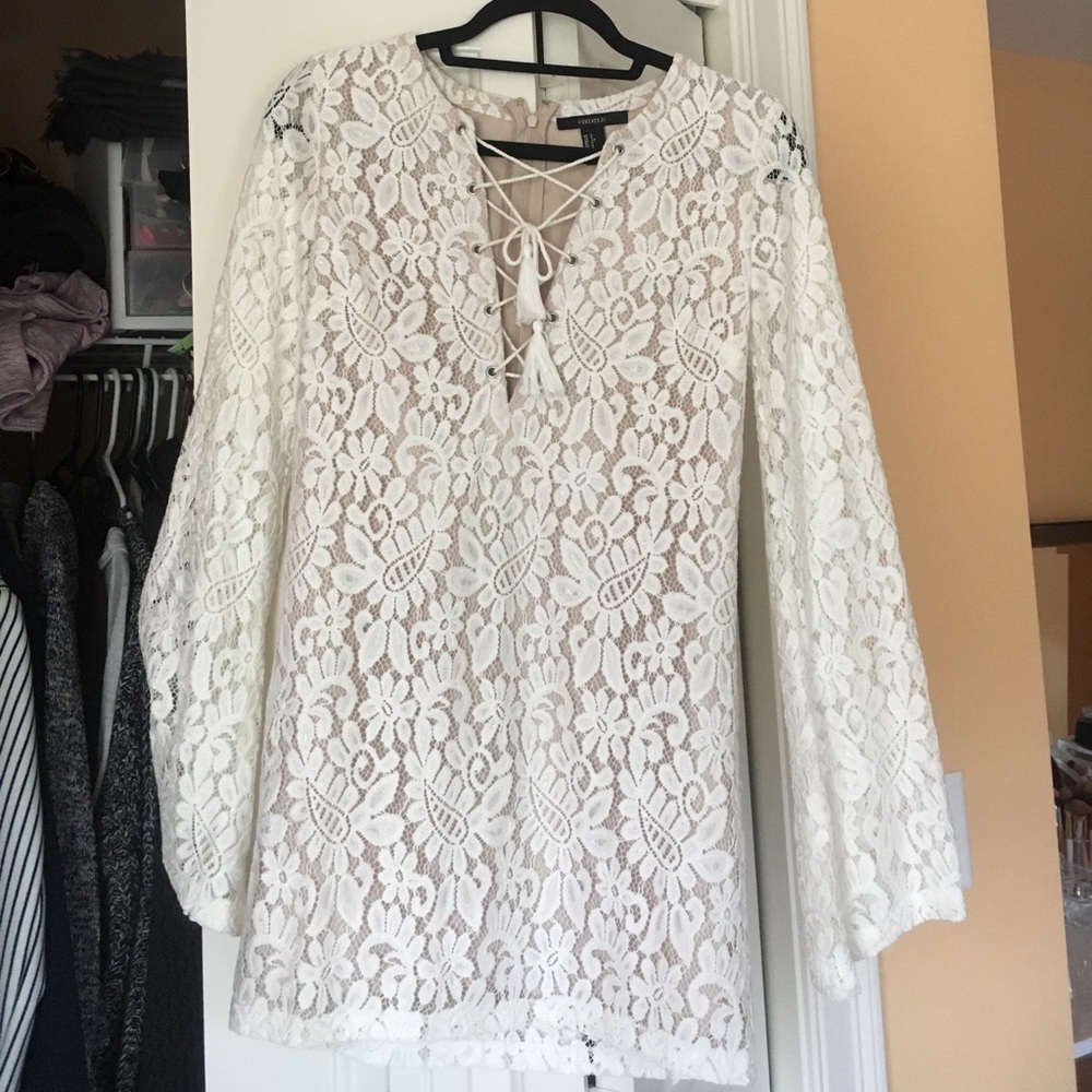 White lace dress
