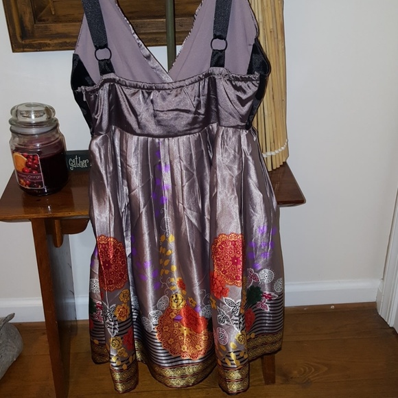 Beautiful boutique dress NWT - Picture 6 of 8