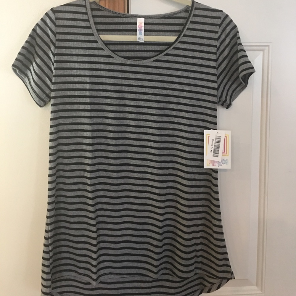 XS Classic from LulaRoe, brand new