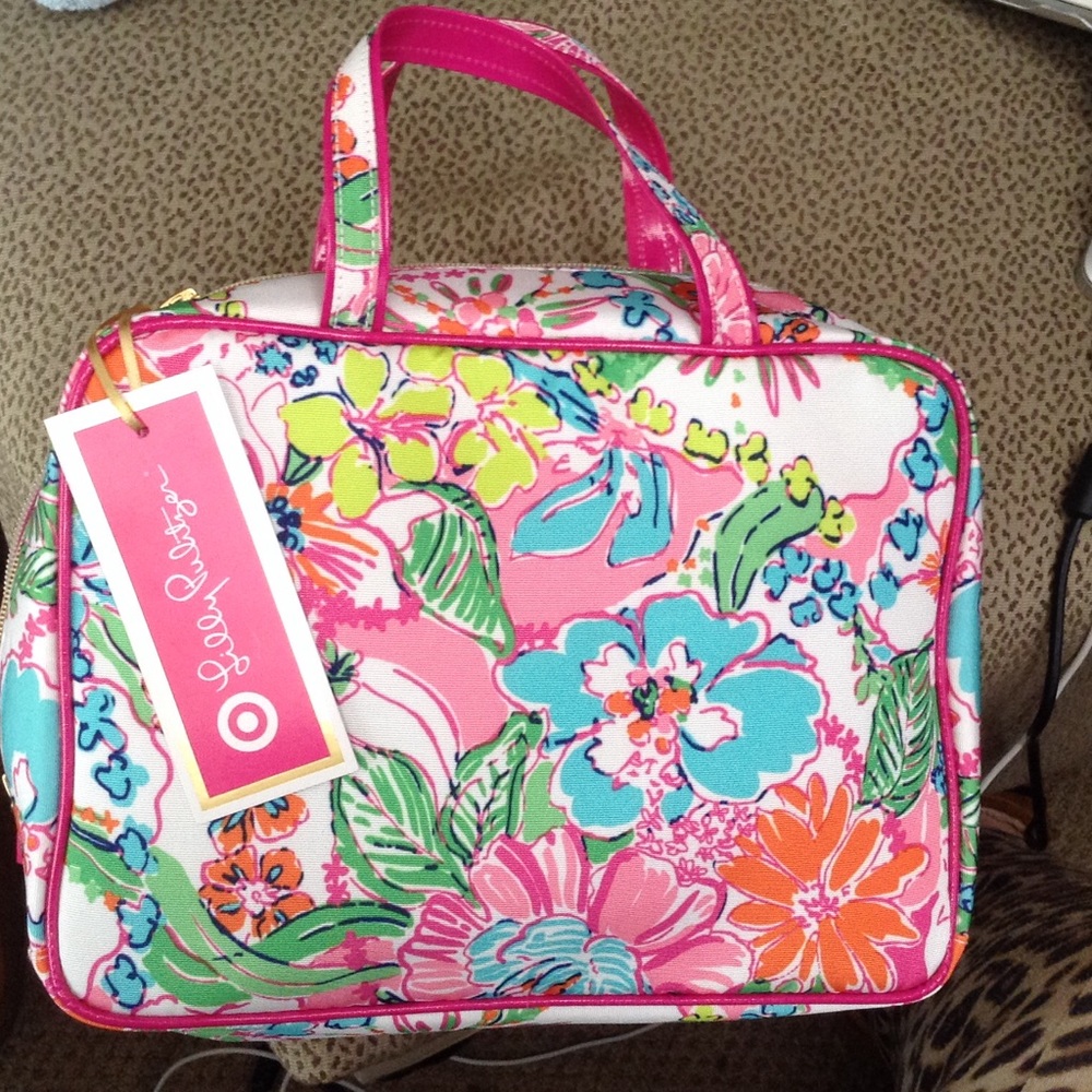 Lilly Pulitzer "Nosey Posey" toiletries case