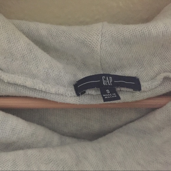 Oversized GAP sweater with cowl neck - Picture 3 of 5