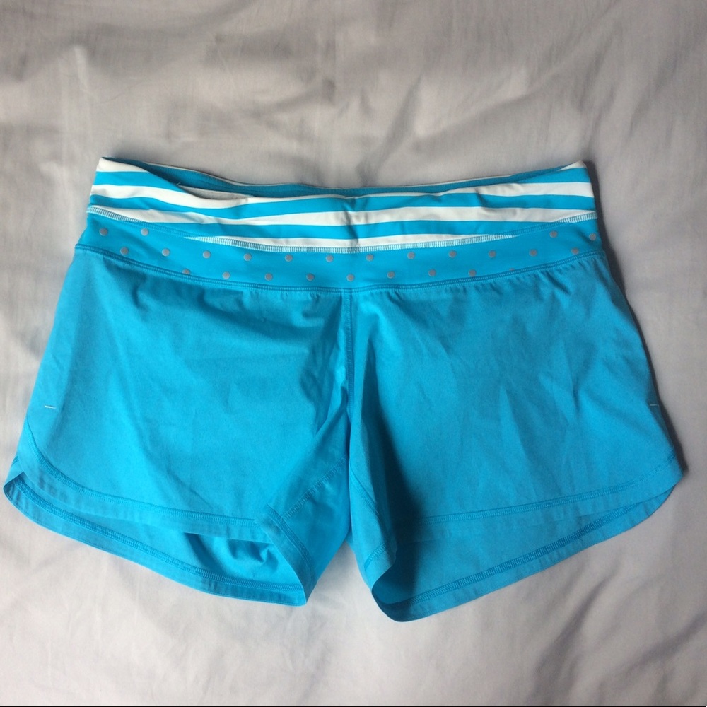 Lululemon Seawheeze Groovy Run Short