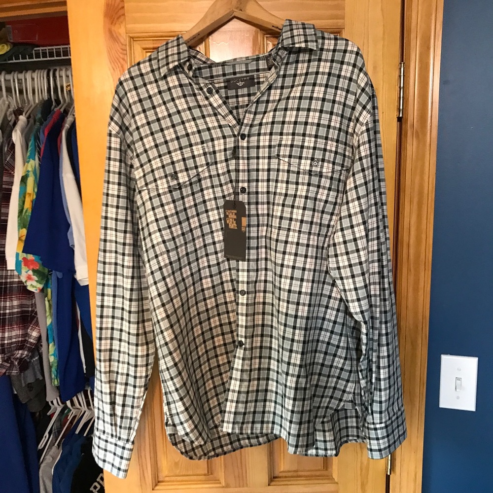 Dockers Plaid Button Down